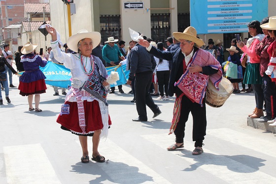 Municipalidad de Bambamarca rinde homenaje a los Adultos Mayores