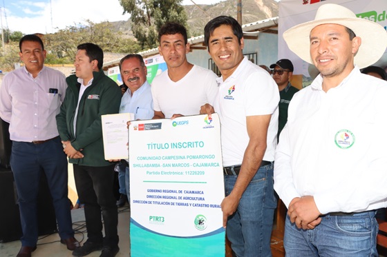 Entregan títulos de propiedad a la comunidad campesina de Shillabamba – San Marcos
